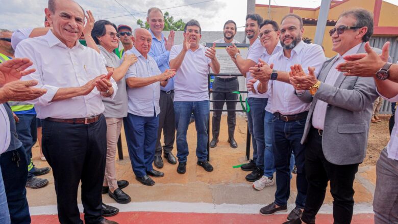 Governador inaugura rodovia e autoriza construção de rodoviária e reforma de estádio em São João da Fronteira