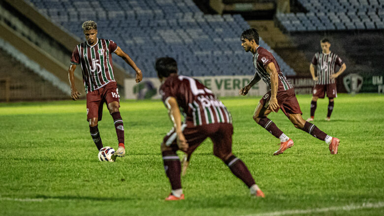 Fluminense fez 2 x 0 e Altos reagiu para empatar em 2 x 2
