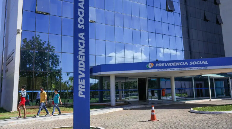 Governo prorroga até 20 de março prazo para pedido de ressarcimento do INSS