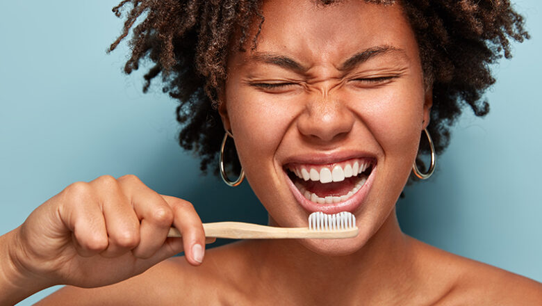 Hipersensibilidade nos dentes: veja as causas e os cuidados para reduzir a dor