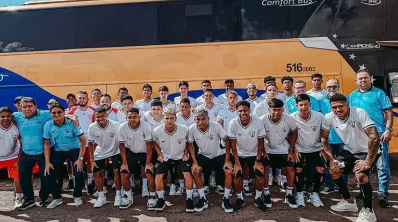 Copinha: equipe do Águia de Marabá sofre acidente com ônibus; preparador morre