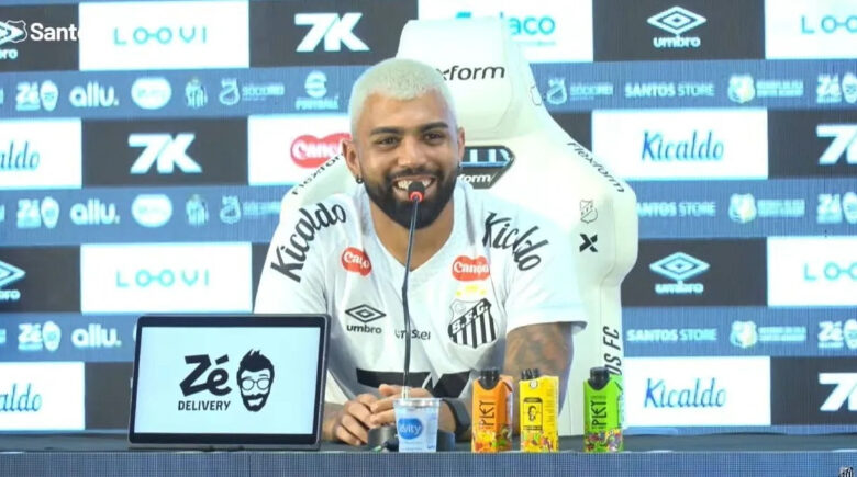 Gabigol é apresentado no Santos: “Preciso mais do clube do que ele de mim”