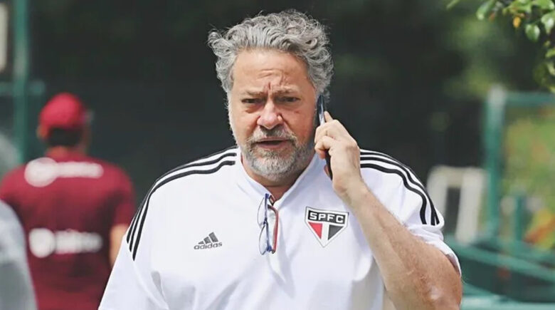 Polícia investiga R$ 1,5 milhão recebido por Casares e 35 saques no São Paulo