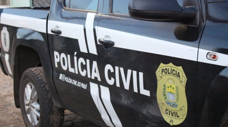 Polícia cumpre mandados e prende suspeito em ação contra o tráfico em Parnaíba