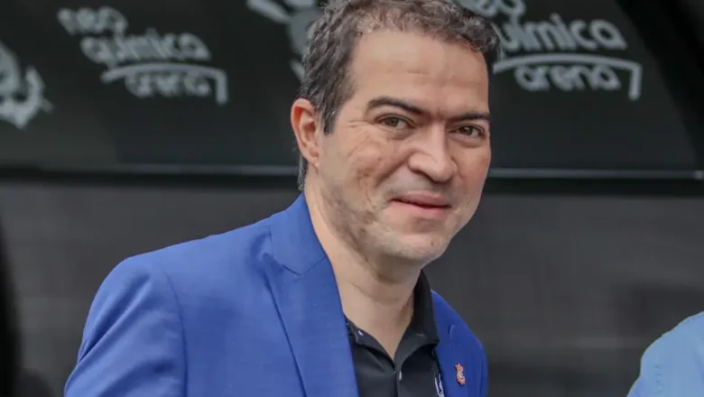 Corinthians mantém busca por reforços após quatro contratações