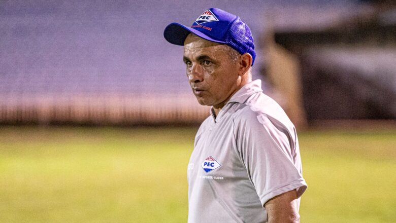 Tostão celebra liderança e mira Copa do Brasil após classificação no Piauiense