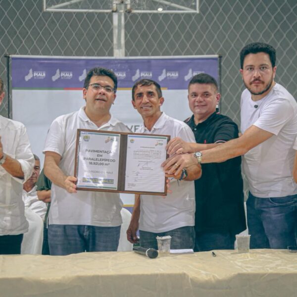 Rafael Fonteles anuncia R$ 5,7 milhões em novas obras e reforça mobilidade urbana em São Pedro do Piauí
