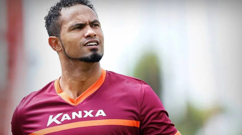 Justiça do RJ revoga liberdade condicional e ex-goleiro Bruno volta para o semiaberto