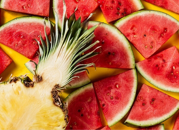 Calor extremo exige atenção: veja como a alimentação pode proteger sua saúde no verão