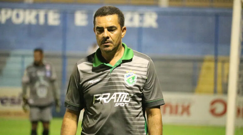 Saiba quem é Evandro Guimarães, o novo treinador do Altos