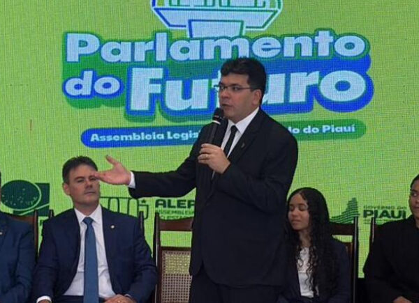 Rafael Fonteles destaca importância da cidadania no encerramento do Parlamento do Futuro