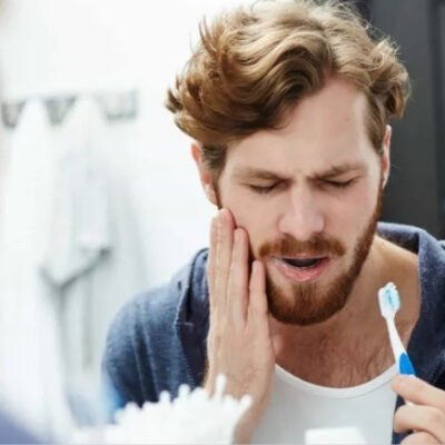 Dor de dente: Hábitos de higiene que estão prejudicando sua saúde bucal e você nem percebe