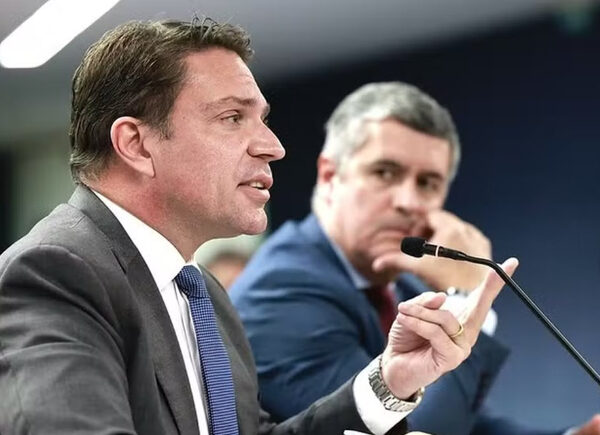 Foragido nos Estados Unidos, Alexandre Ramagem é interrogado por vídeo no STF