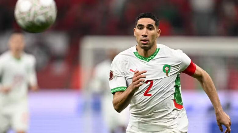 Achraf Hakimi, astro do PSG, vai a julgamento por acusação de estupro, diz advogada