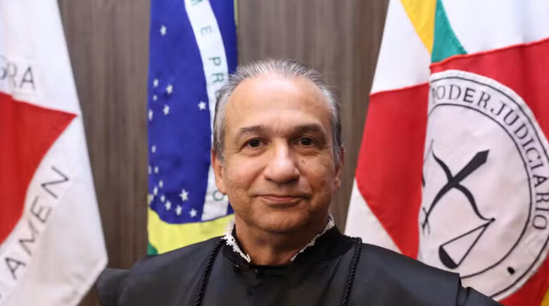 Desembargador que inocentou réu por estupro em MG é denunciado pelo próprio primo por abuso