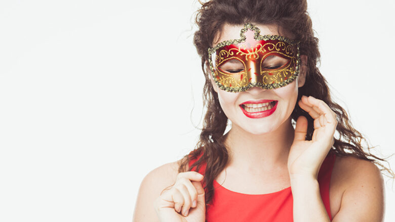 Xô sapinho: 6 dicas de saúde bucal para curtir a folia de Carnaval com segurança