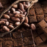 Cacau mais caro pressiona preços e indústria de chocolate encara Páscoa de 2026 com cautela