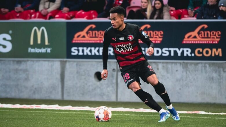 Botafogo negocia contratação de Paulo Henrique para a lateral esquerda