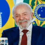 Lula comemora vitória de presidente eleito em Portugal e fala em “vitória expressiva nas urnas”