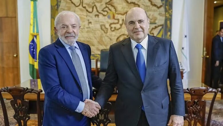 Lula e premiê russo tratam de parceria econômica entre Brasil e Rússia