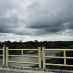 INMET emite alerta vermelho para o Piauí; 145 cidades podem registrar chuvas acima de 100 mmDefesa Civil orienta população a evitar áreas alagadas e descampadas diante do risco de descargas elétricas e rajadas de vento