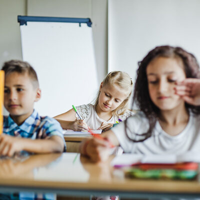 Como estimular crianças e adolescentes no começo do novo ano letivo