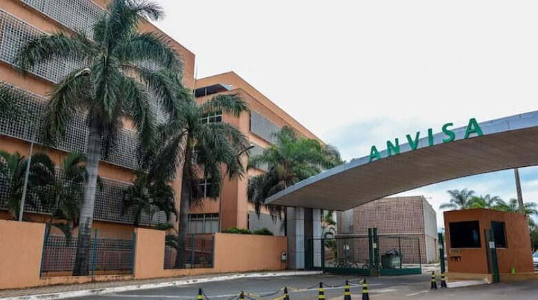 Anvisa suspende venda de leite condensado e suplementos por irregularidades graves; saiba quais