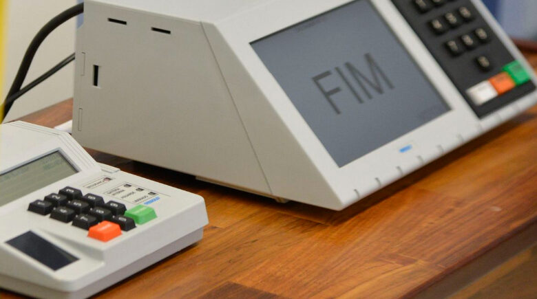 Voto obrigatório: saiba quem pode votar nas eleições marcadas para outubro deste ano