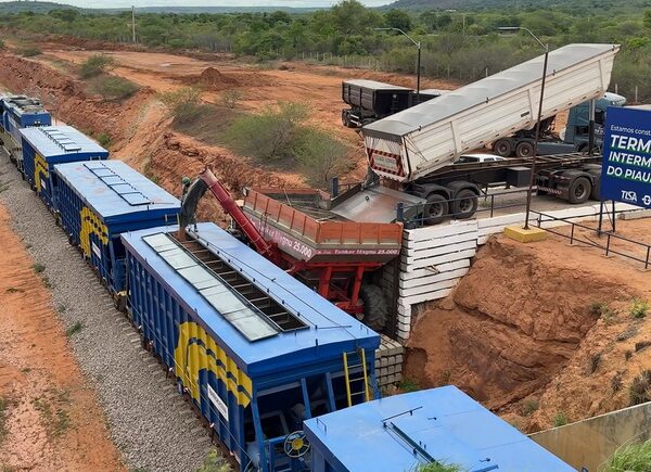 Obra da Transnordestina recebe 33 mil toneladas de trilhos e avança para impulsionar logística e desenvolvimento econômico no Piauí