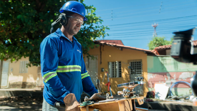 Teresina terá 3 km de nova rede de esgotamento sanitário implantada em sete bairros nesta semana