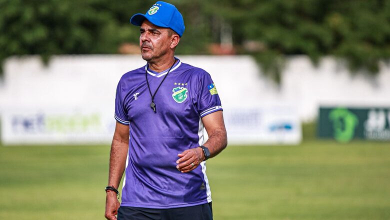 Falta de amistosos vira desafio para o Altos na intertemporada, diz Evandro