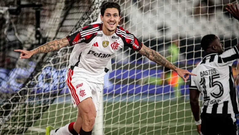 Sob o olhar de Ancelotti, Flamengo atropela o Botafogo pelo Brasileirão