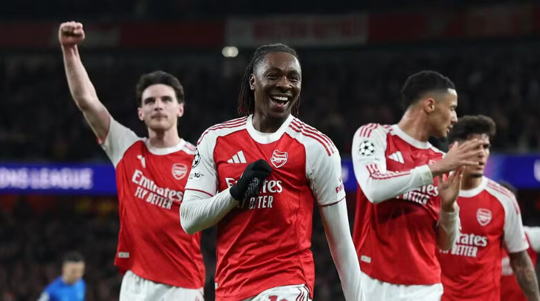 Arsenal e Manchester City duelam pela final da Copa da Liga Inglesa neste domingo; veja detalhes