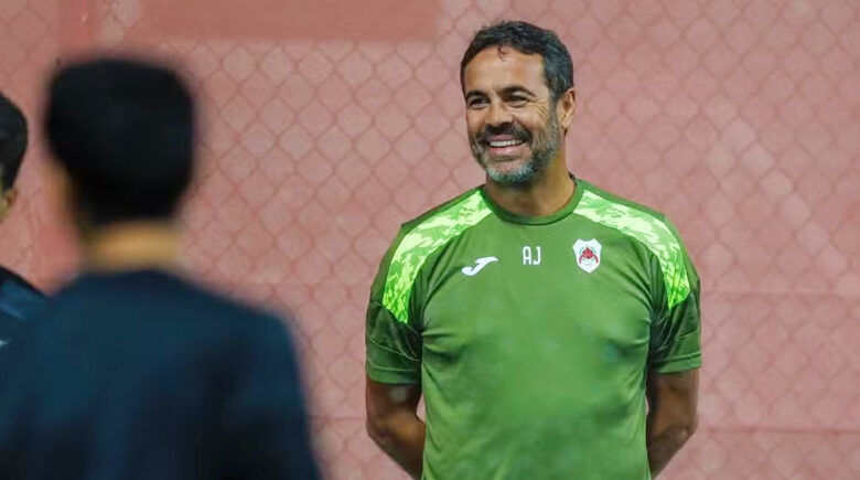 Cruzeiro alinha salários para tirar o ex-Botafogo Artur Jorge do Al Rayyan