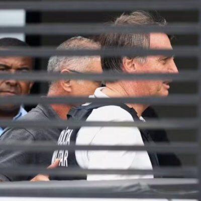 Moraes nega livre acesso de filhos à residência onde Jair Bolsonaro está preso