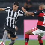 Botafogo e Flamengo jogam neste sábado (14); veja onde assistir e escalações