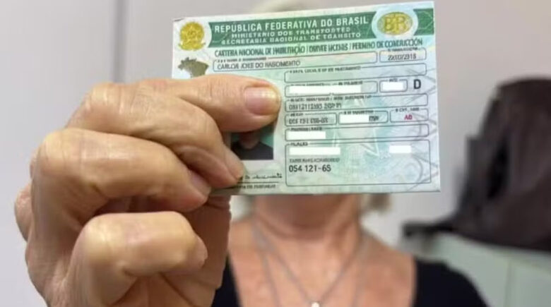 Nova CNH gera economia de mais de R$ 1 bilhão com a renovação automática