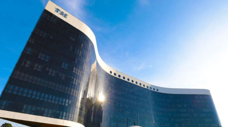 TSE proíbe divulgação de conteúdo novo feito por IA 72 horas antes do pleito