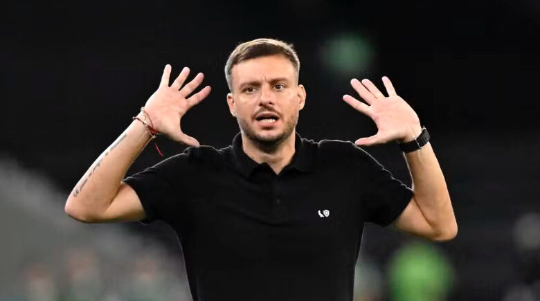 Botafogo demite técnico Martín Anselmi após voltar de suspensão