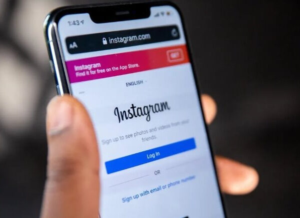 MP faz acordo para Meta bloquear perfis de crianças influencers sem autorização judicial