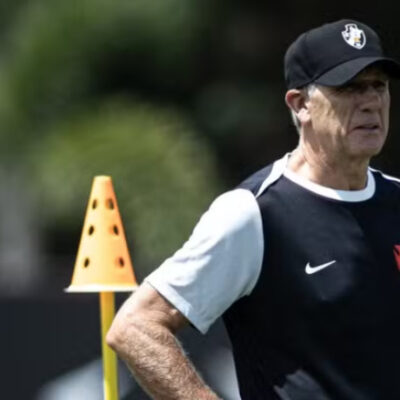 “Venho com muita vontade”, afirma Renato Gaúcho em chegada ao Vasco