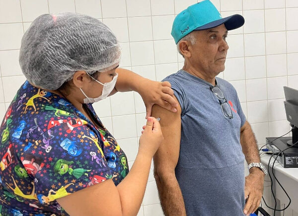 Seis anos depois, Covid-19 ainda pede atenção e vacinação segue essencial em Teresina