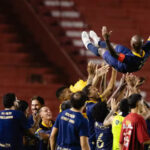 Vágner Love se despede do futebol com gol em vitória do Retrô