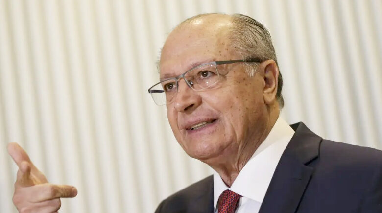 Alckmin diz não haver razão para greve de caminhoneiros e cita ações em combustíveis