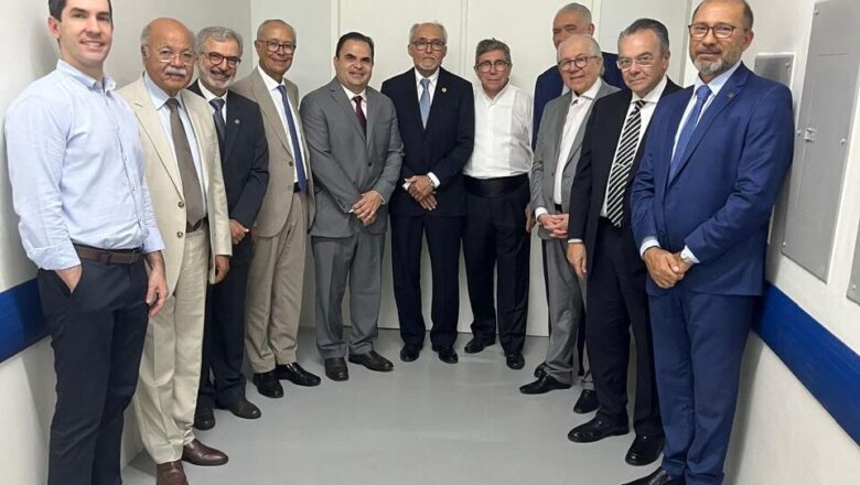 Especialistas avaliam início de implantação de transplante cardíaco no HGV