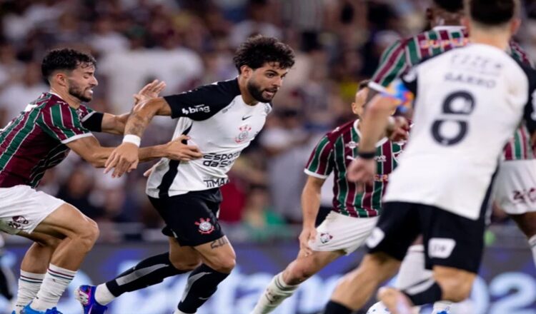 Corinthians é melancólico no Maracanã, perde para o Fluminense e aumenta jejum