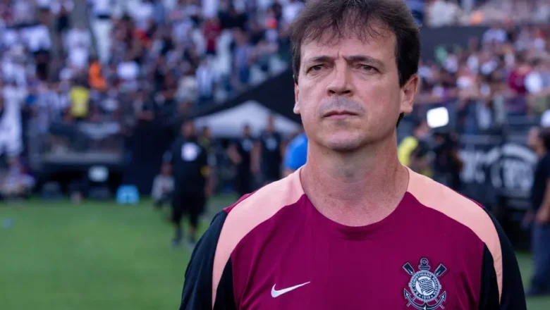 Fernando Diniz iguala marca defensiva histórica do Corinthians de Tite