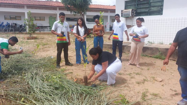 Ações de educação ambiental promovidas pela Semarh alcançam mais de 6 mil estudantes no Piauí