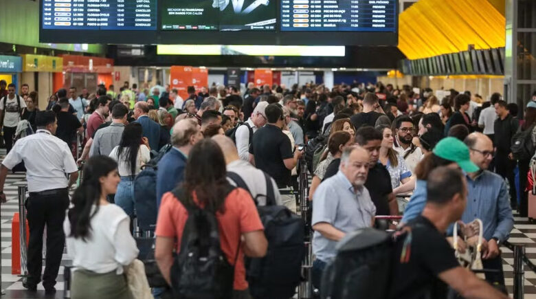 Passagens aéreas podem subir 20% após reajuste do QAV pela Petrobras