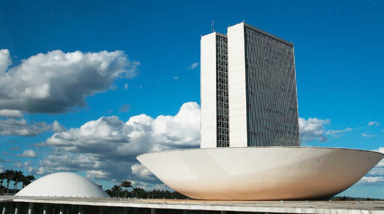 Oposição quer desmembrar veto de Lula ao Projeto de Lei da Dosimetria